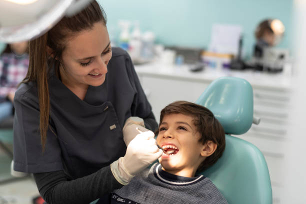 Best Cracked Tooth Emergency Dentist  in Greenfield, WI
